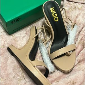 Geometric Tan Lace Up Wedge